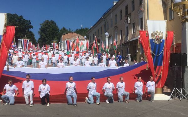 В Брянске стартовал 55-й юбилейный международный фестиваль «Славянское единство» (0+)