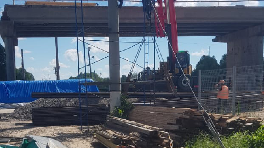 В рамках нацпроекта в Унече Брянской области ведется капитальный ремонт путепровода