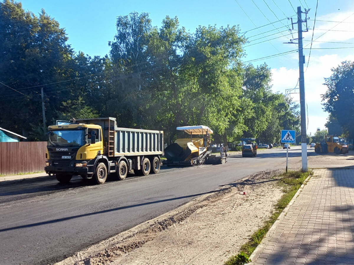 В Жуковке Брянской области ремонтируют улицу Заводской проезд