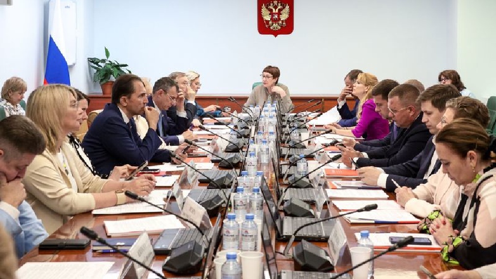 Губернатор Александр Богомаз рассказал о мерах поддержки в Брянском регионе