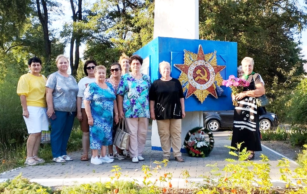 «Страницы истории Навлинского района: Семья Мирошиных»