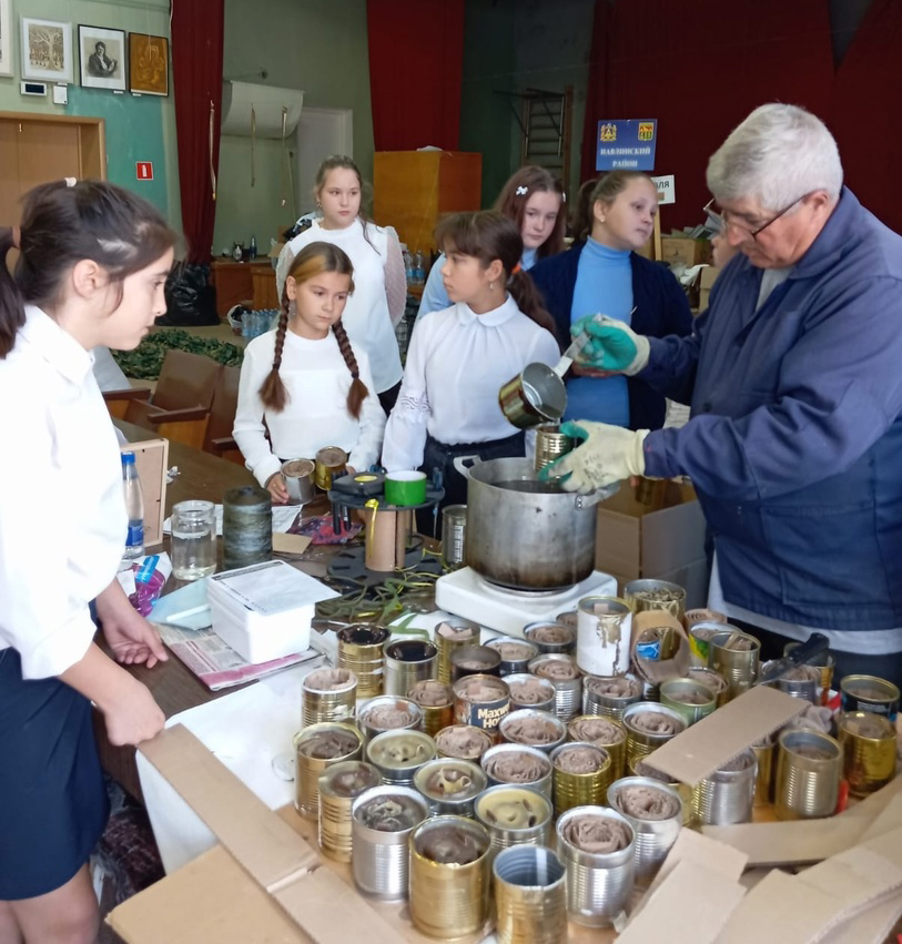 Навлинские пенсионеры продолжают свою важную работу