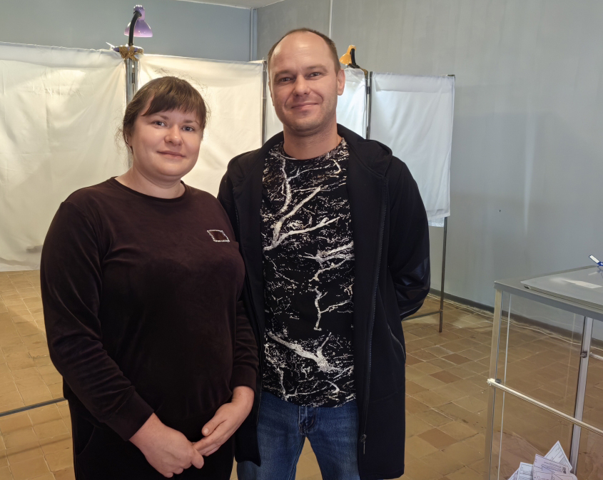 Навлинцы семьями идут на выборы