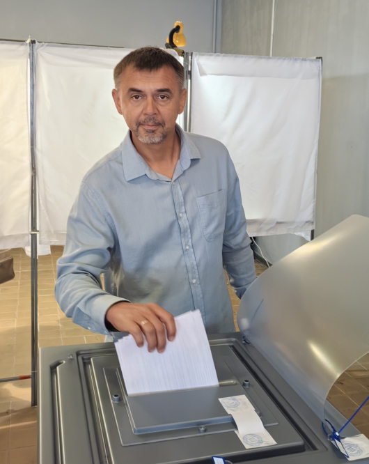 Молодые мужчины Навли делают свой выбор