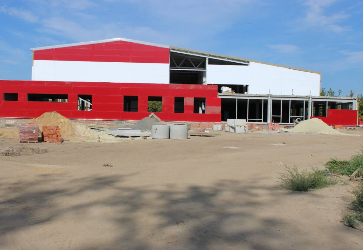 В брянском Стародубе возводится спортивно-оздоровительный комплекс с бассейном