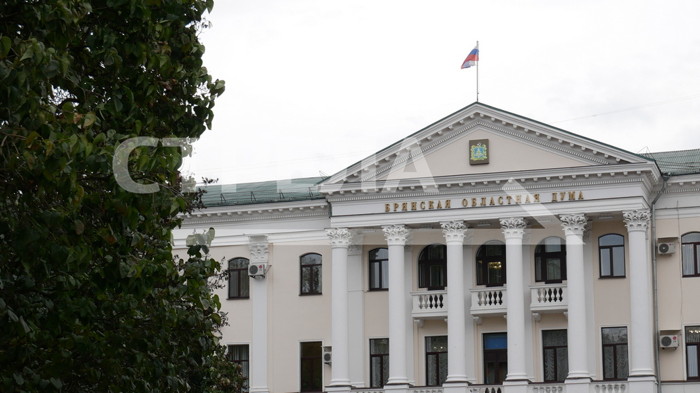 Брянцы удостоены звания «Заслуженный машиностроитель Брянской области»