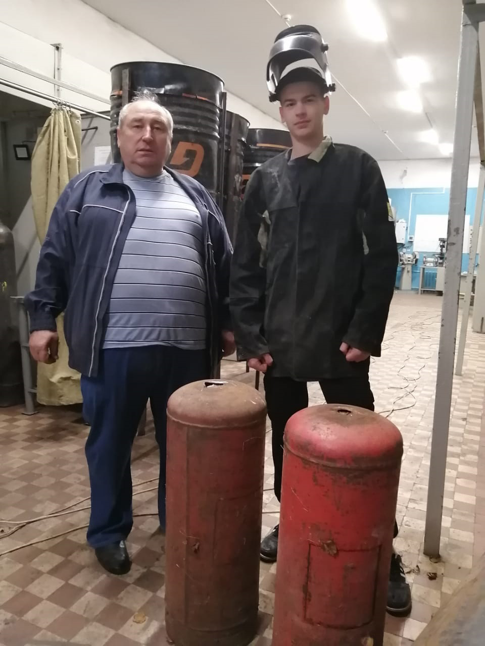 Студенты Навлинского филиала техникума помогают воинам СВО