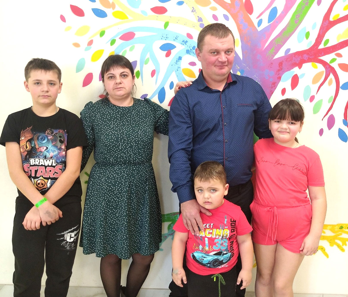Многодетная мама Наталья Губина: «Помогать друг другу у нас на первом месте»