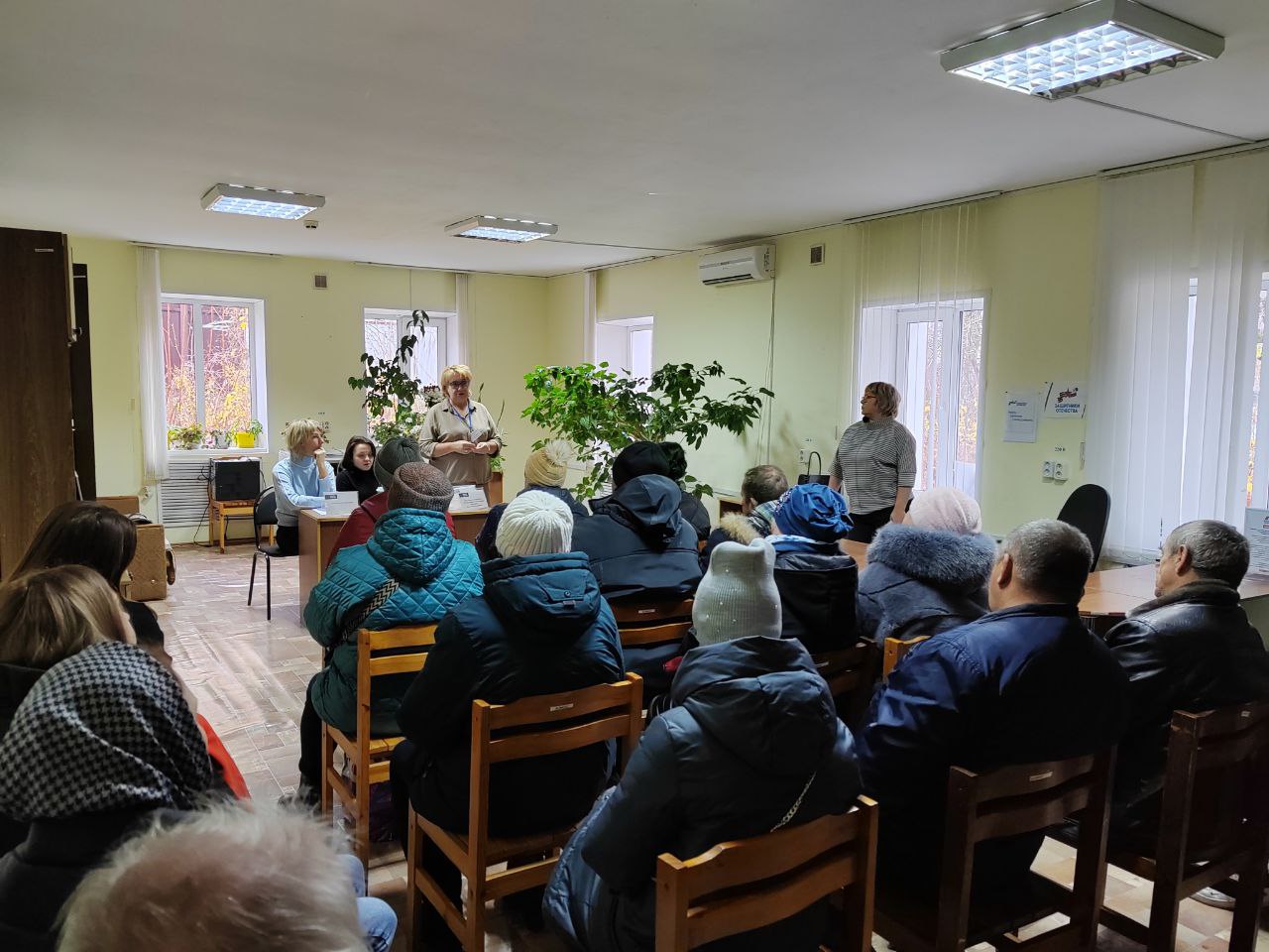  В навлинском Центре занятости прошла ярмарка вакансий