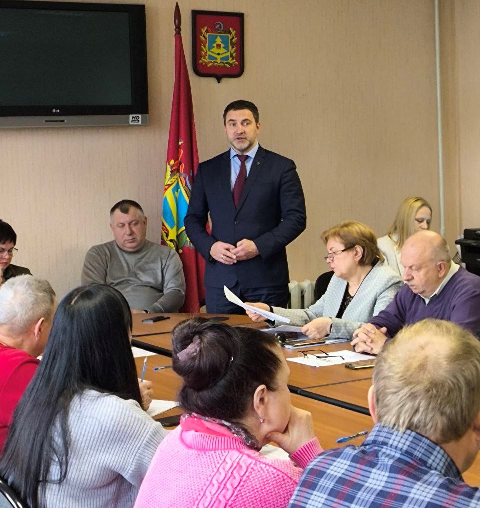 Главой администрации Навлинского района избран Александр Прудник