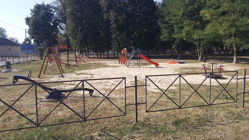 Благодаря жителям в брянской Кокоревке благоустроены два объекта