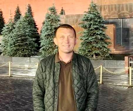 Водитель ГБУ КЦСОН Навлинского района Григорий Николаевич Суравец поддерживает решение Президента РФ Владимира Путина