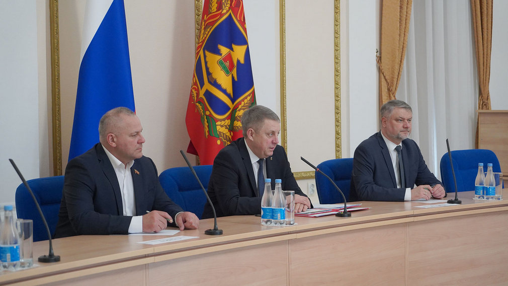 Брянские сельхозтоваропроизводители приступили к проведению весенне-полевых работ