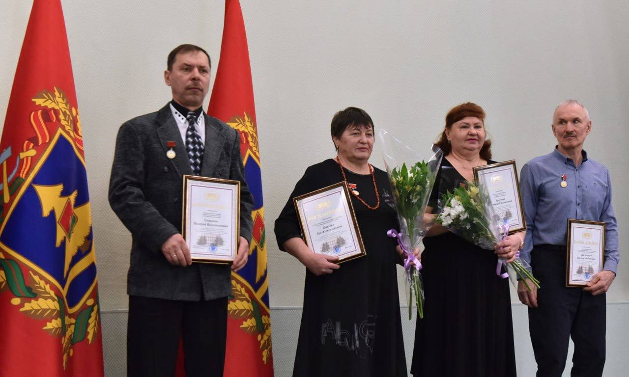 Брянский губернатор поздравил работников ЖКХ с профессиональным праздником