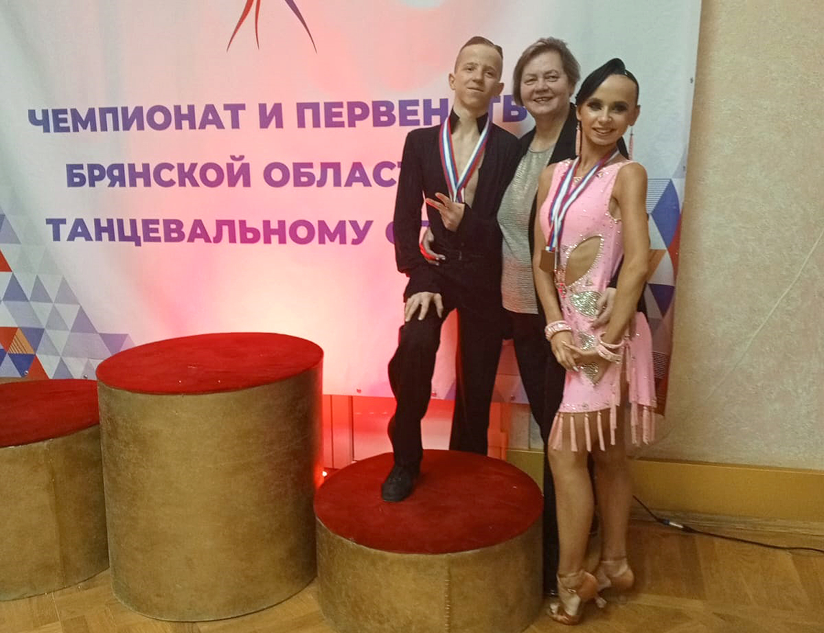 Навлинская школьница о любви к спортивным бальным танцам: «Главное — проявить желание и целеустремленность!»