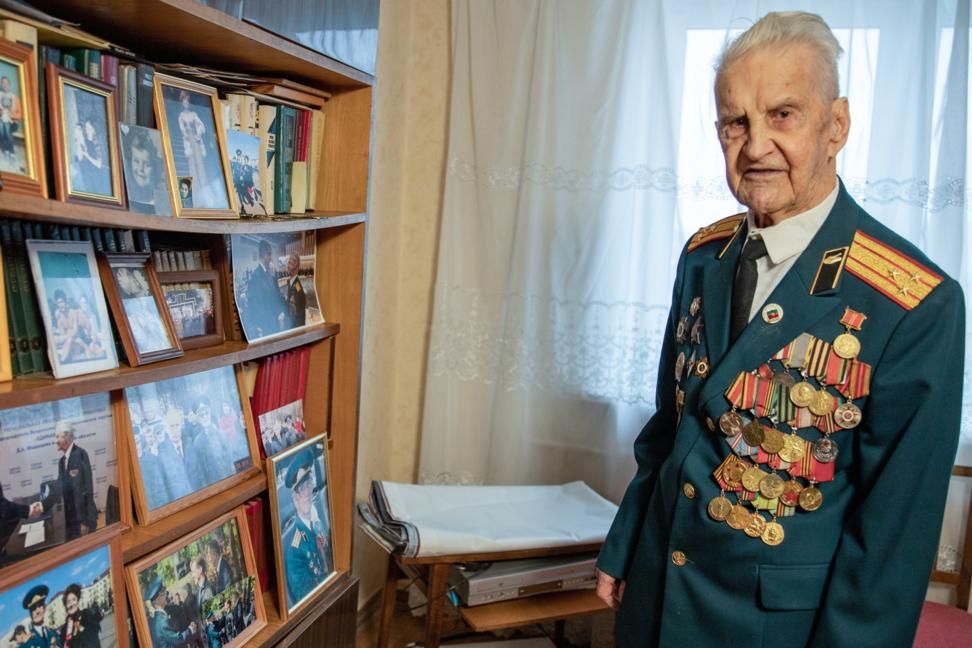 «Думаю, что я счастливый человек». История жизни 100-летнего ветерана