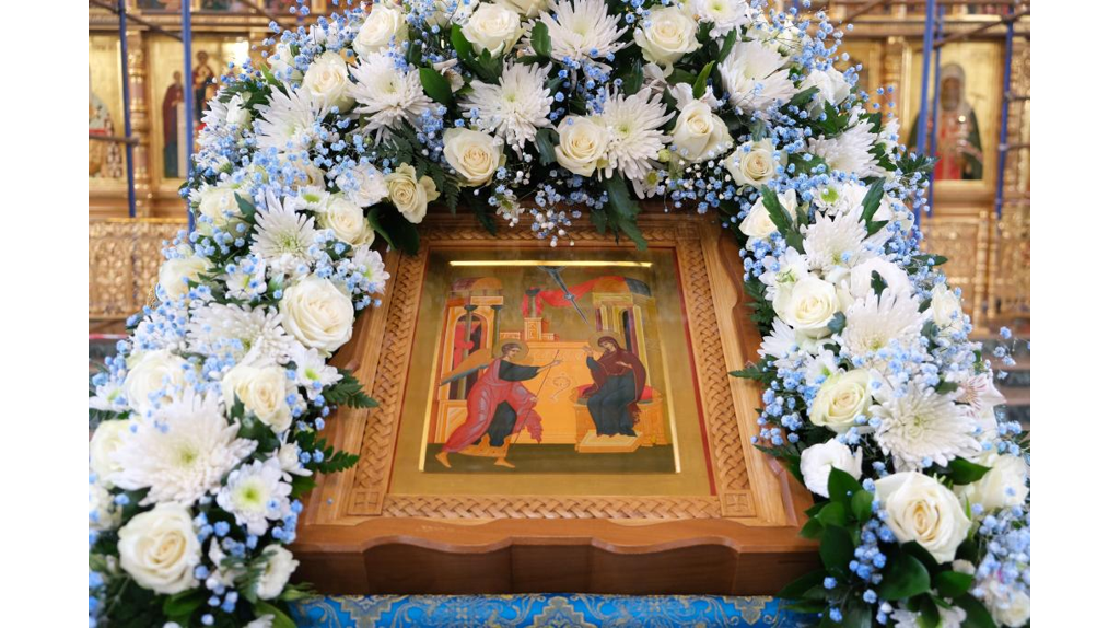 В Брянске православные граждане отмечают Благовещение Пресвятой Богородицы