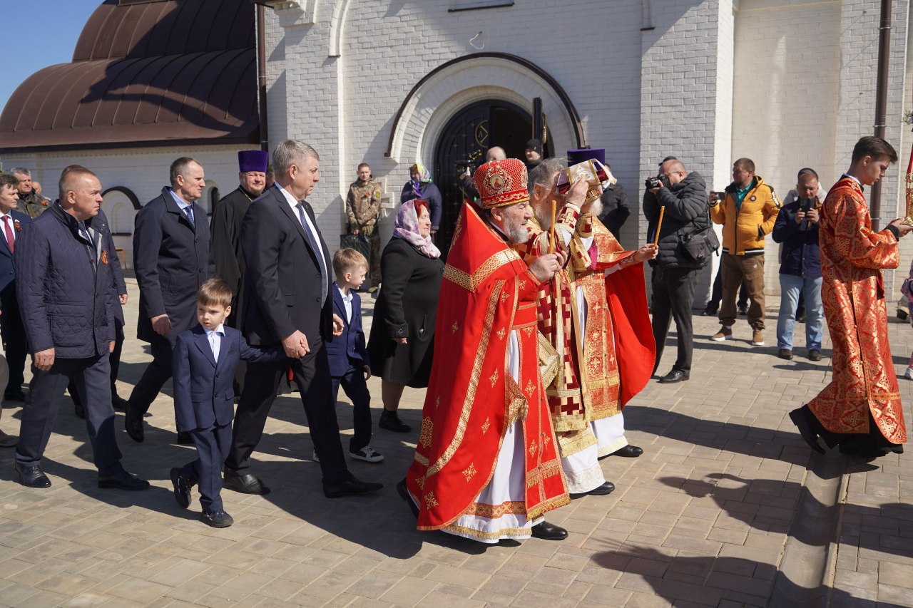 В брянском селе Меленск освятили новый храм во имя Святителя Николая Чудотворца