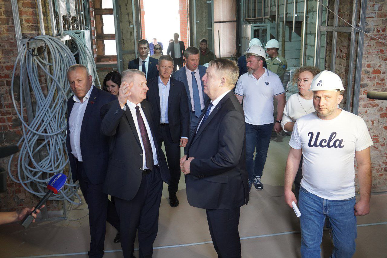 Брянский губернатор с рабочими визитом посетил Клинцы