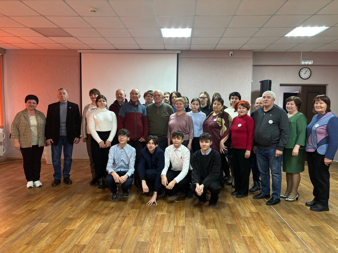 В Навлинской библиотеке состоялась встреча с писателем