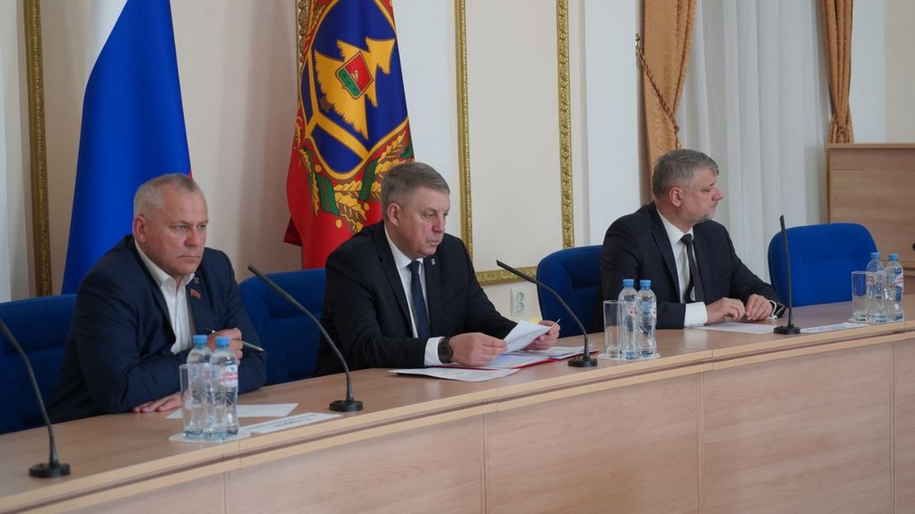 На финансовую поддержку семей с детьми в Брянской области было выделено более 8,8 миллиарда рублей