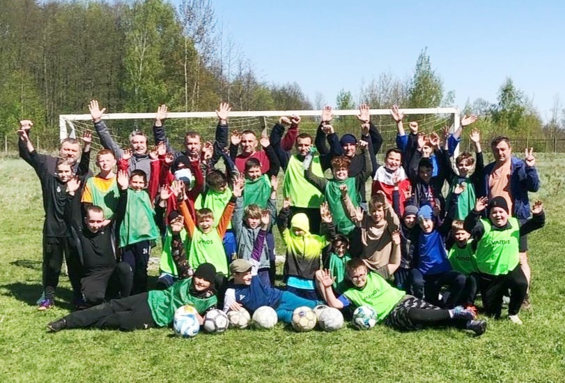 В Навле состоялся товарищеский футбольный матч