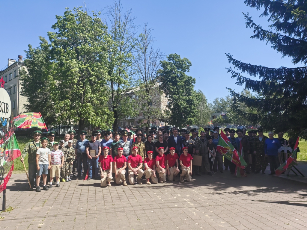 В Навле состоялось торжественное мероприятие, посвященное Дню пограничника