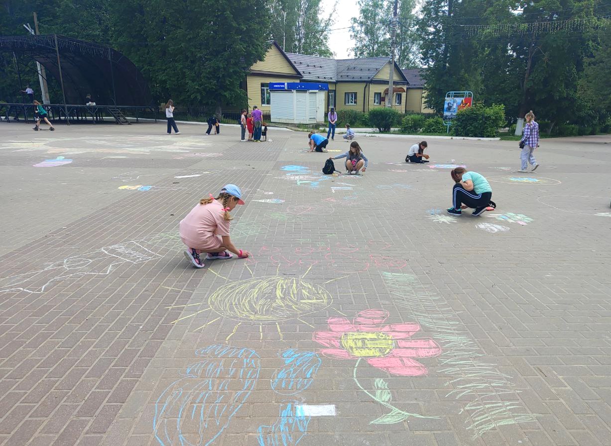 Навлинские мальчишки и девчонки поделились своим творчеством
