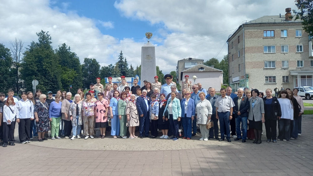 В Навле отметили День партизан и подпольщиков