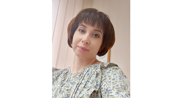 Заведующая сектором обеспечения деятельности комиссии по делам несовершеннолетних и защите их прав при администрации Навлинского района Анна Жижикина: «Военная служба по контракту – это защита суверенитета Родины!»