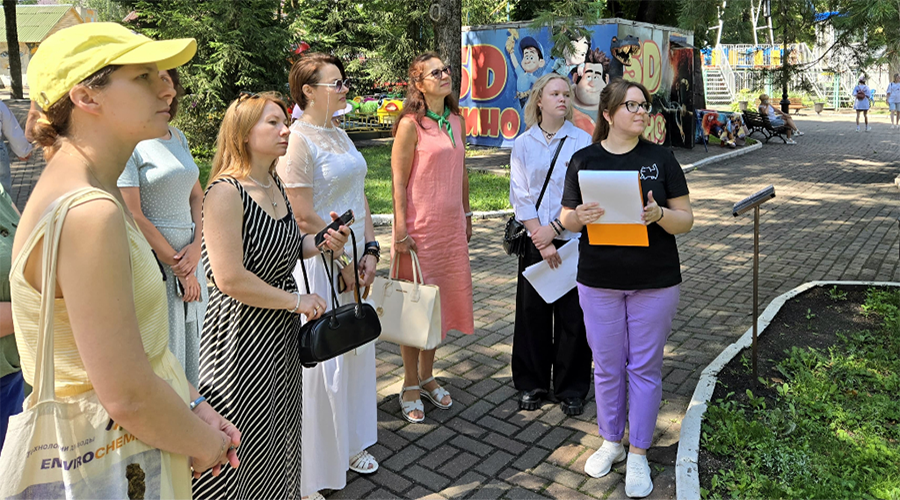 В парке-музее имени Толстого брянцы отметили 103-летие Валентина Динабургского