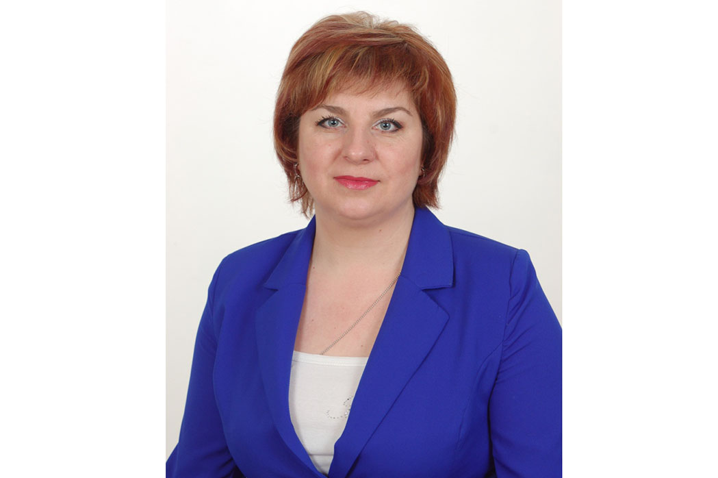 Советник директора Синезерской средней школы Александра Малофеева: «Контрактники – это профессионалы»