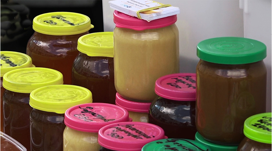 В Брянске продолжают работать ярмарки выходного дня