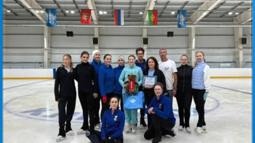 В Брянской области олимпийская чемпионка по фигурному катанию Екатерина Боброва провела сборы