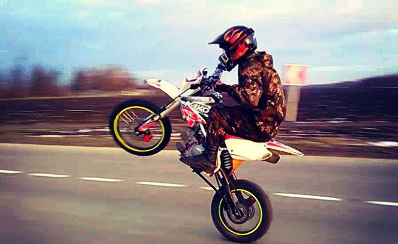 Госавтоинспекция призывает граждан сообщать о нарушениях ПДД, совершаемых водителями мототранспорта