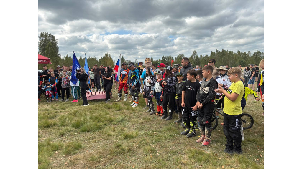 В Ивоте стартовал открытый чемпионат Брянской области по мотокроссу