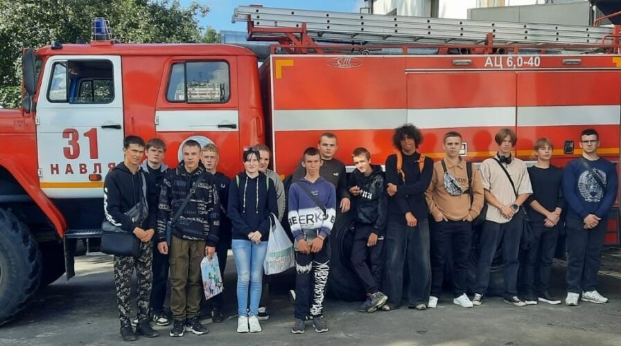 Студенты навлинского филиала техникума побывали в ПЧ-31