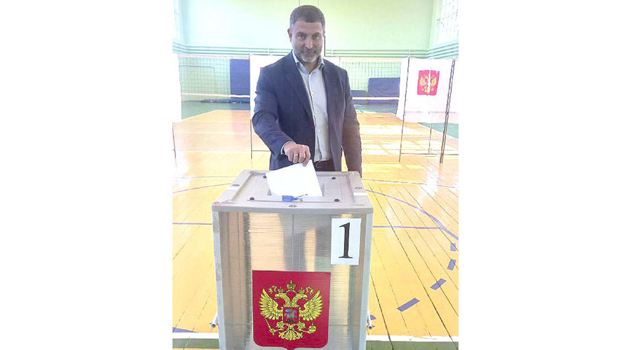 Глава администрации Навлинского района Александр Прудник принял участие в голосовании