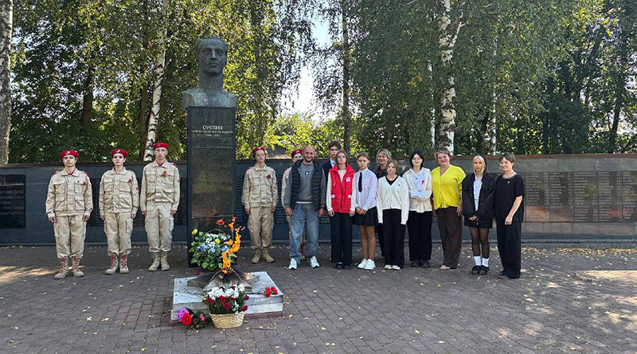 В брянской Навле провели акцию «Сила земли» (12+)