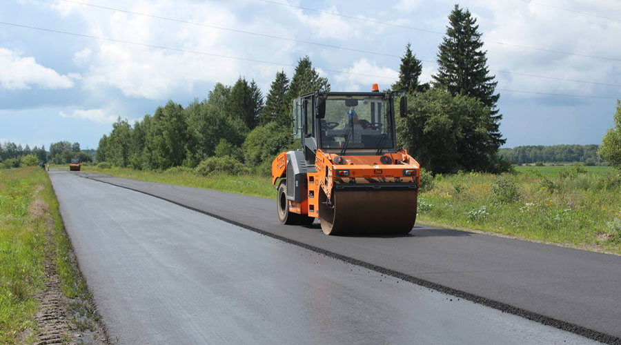 На Брянщине продолжают капитально ремонтировать участок автодороги «Украина – Суземка»