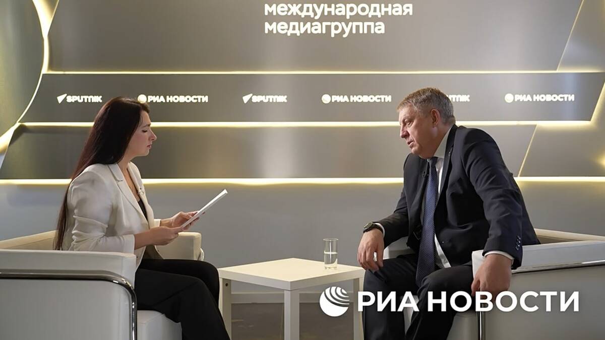 Брянский губернатор Александр Богомаз рассказал о решении проблемы нехватки врачей