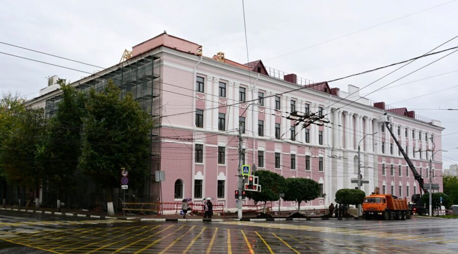 Глава Брянщины провел рабочее совещание на площадке филиала Первого Московского медуниверситета