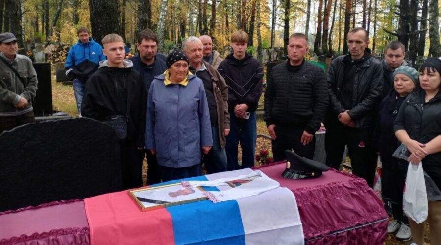 В Навлинском благочинии простились с погибшим в ходе СВО Алексеем Филоновым
