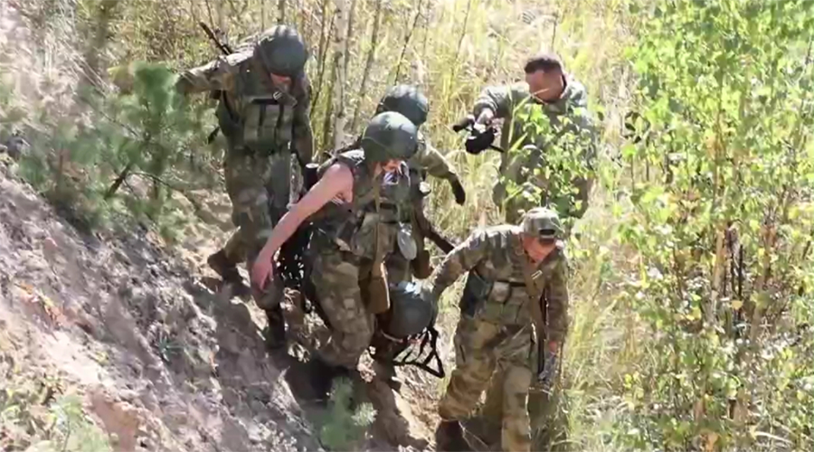 Юные брянские патриоты участвовали в слёте «Тропа героев» (12+)