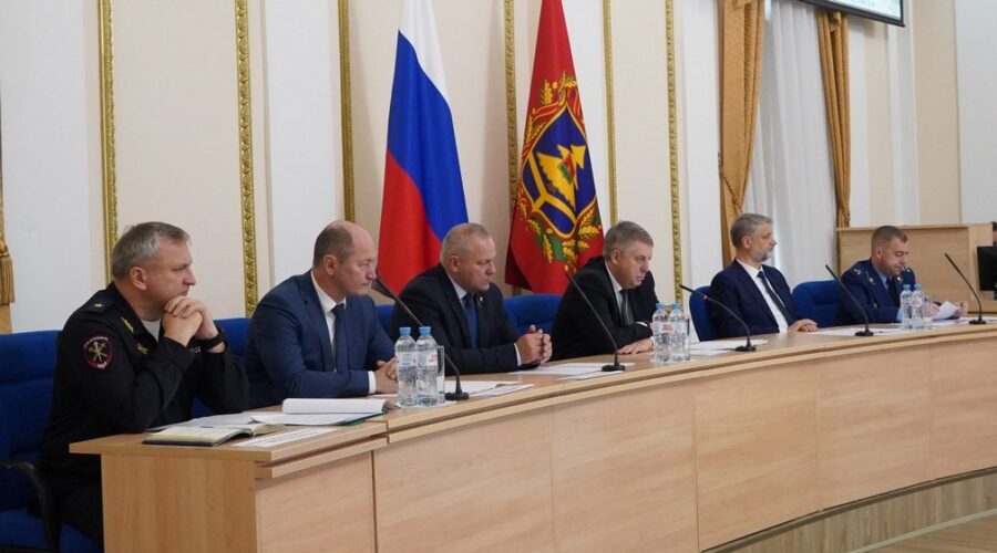 В Брянском регионе на переселение граждан из аварийного жилья предусмотрено 205 миллионов рублей