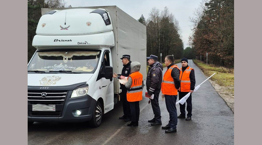 В Навлинском районе прошла акция «Остановитесь до переезда!»