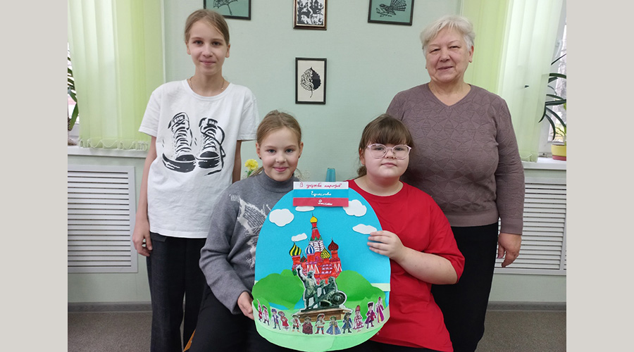 Навлинская детская школа искусств продолжает участвовать в акции «В единстве народа — сила России!»