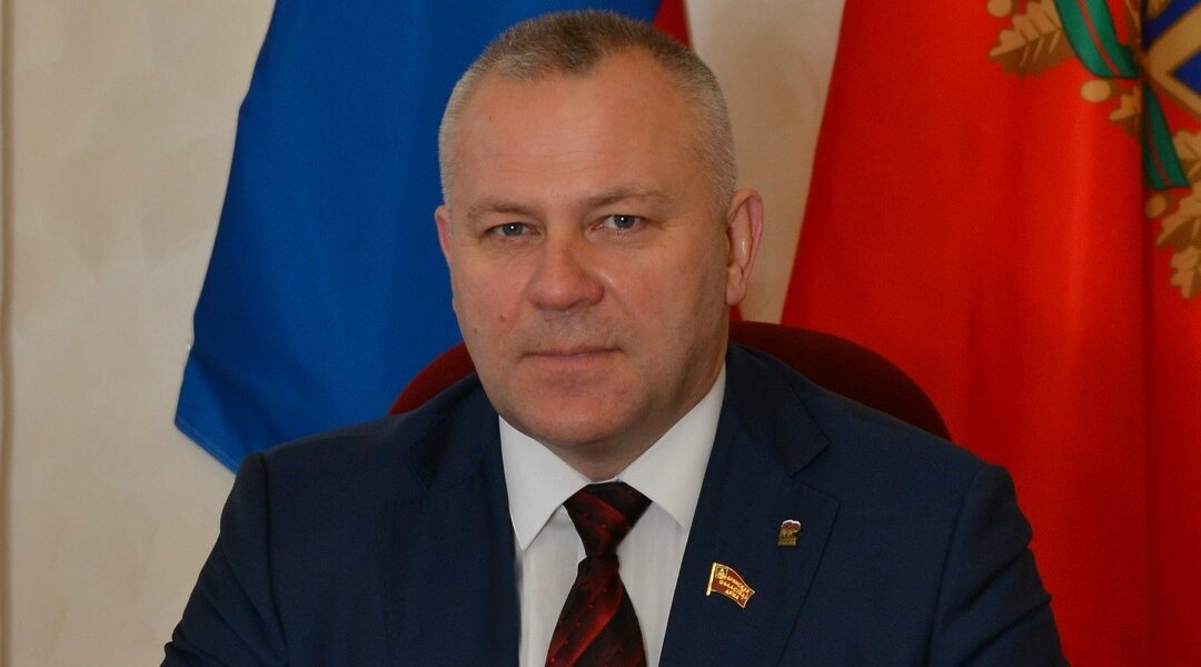 Губернатор Брянской области Александр Богомаз провел прямую линию