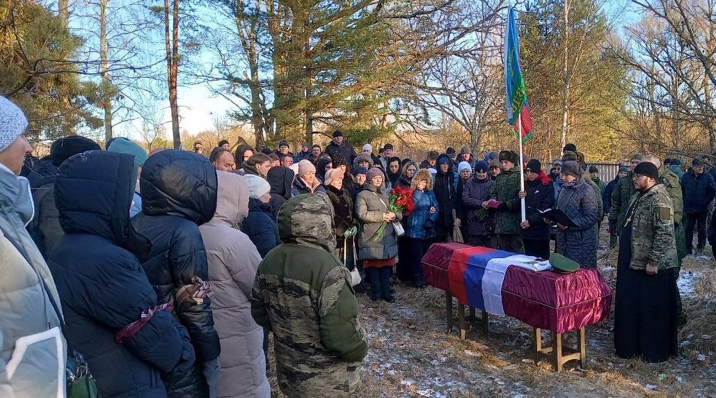 В Навлинском благочинии простились с погибшим в ходе СВО Владимиром Пономаревым