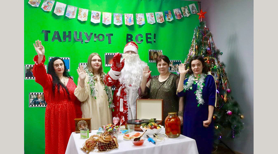 Фотопроект в стиле «Советский Новый год» для участников навлинского клуба «инкЛюди»